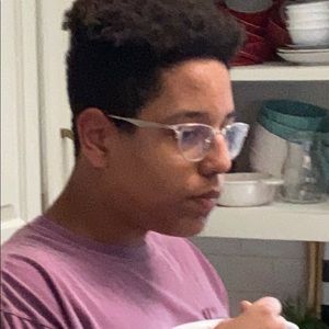 Meet your Posher, Collin